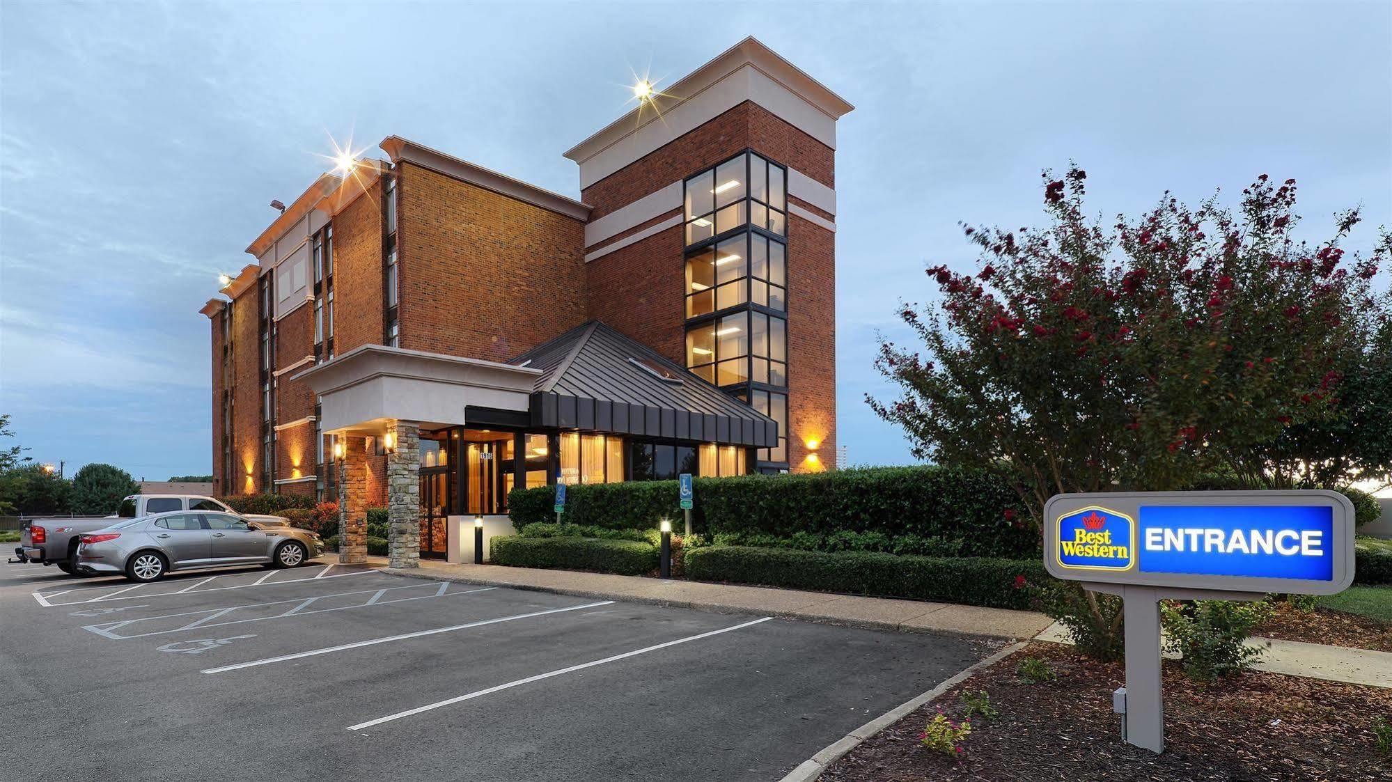 Best Western Hampton Coliseum Inn Exterior photo